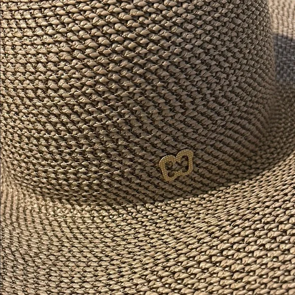 Never worn Eric Javits Elegant Brown Woven Hat display picture 3
